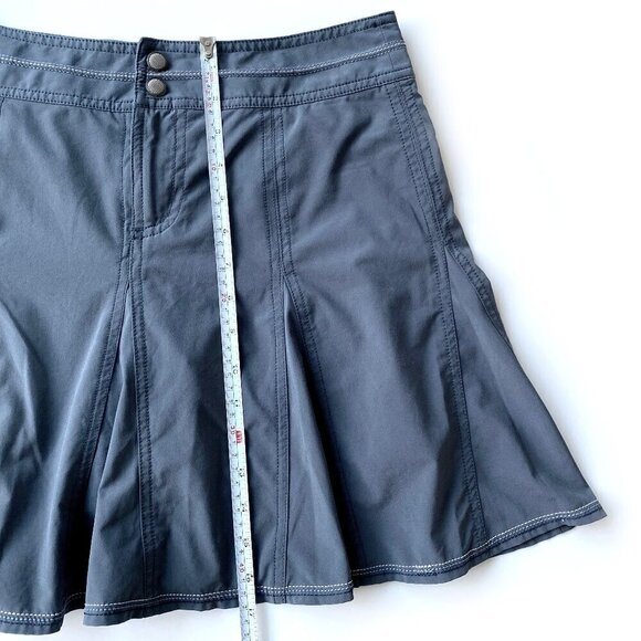 Title Nine Gray Swingtastic Skort 17" Size 2 Built-in Shorts Zip Pockets UPF 50+ - Picture 9 of 10